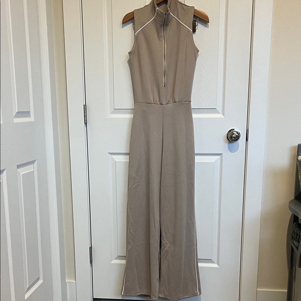 Women's Sleeveless Zip-Front Jumpsuit in Taupe